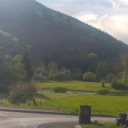 Le Point De Chute Hotel